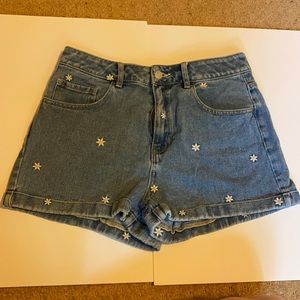 Daisy Jean shorts!